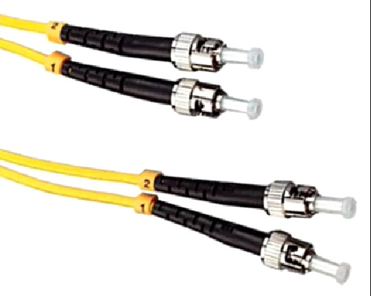 Các kết nối cáp sợi quang LSZH Độ bền cơ học tuyệt vời -45C / 50C cho các kết nối mạng nhanh và ổn định