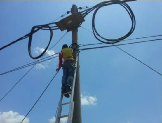 6-144 Cores Network Data Signal Transmission Outdoor Optical Fiber Cable với dịch vụ tùy chỉnh