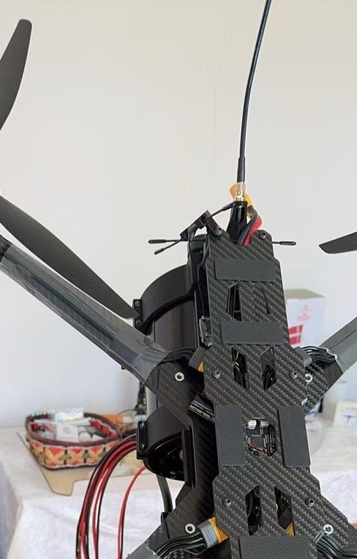 Phiên bản SE 15 inch FPV 4 trục với camera cho hiệu suất hàng đầu