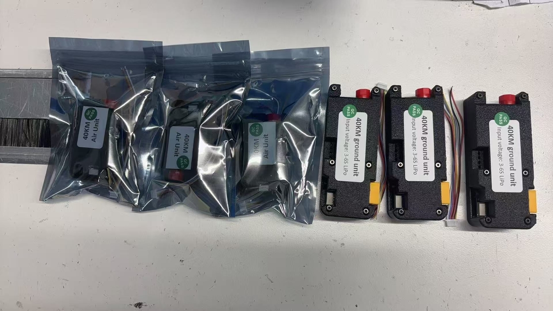 Vật liệu áo khoác phủ bí mật cho máy bay không người lái FPV Quadcopter 25km/cuộn Dây điện từ trong ra ngoài Loại đầu nối FC cho độ bền kéo cao